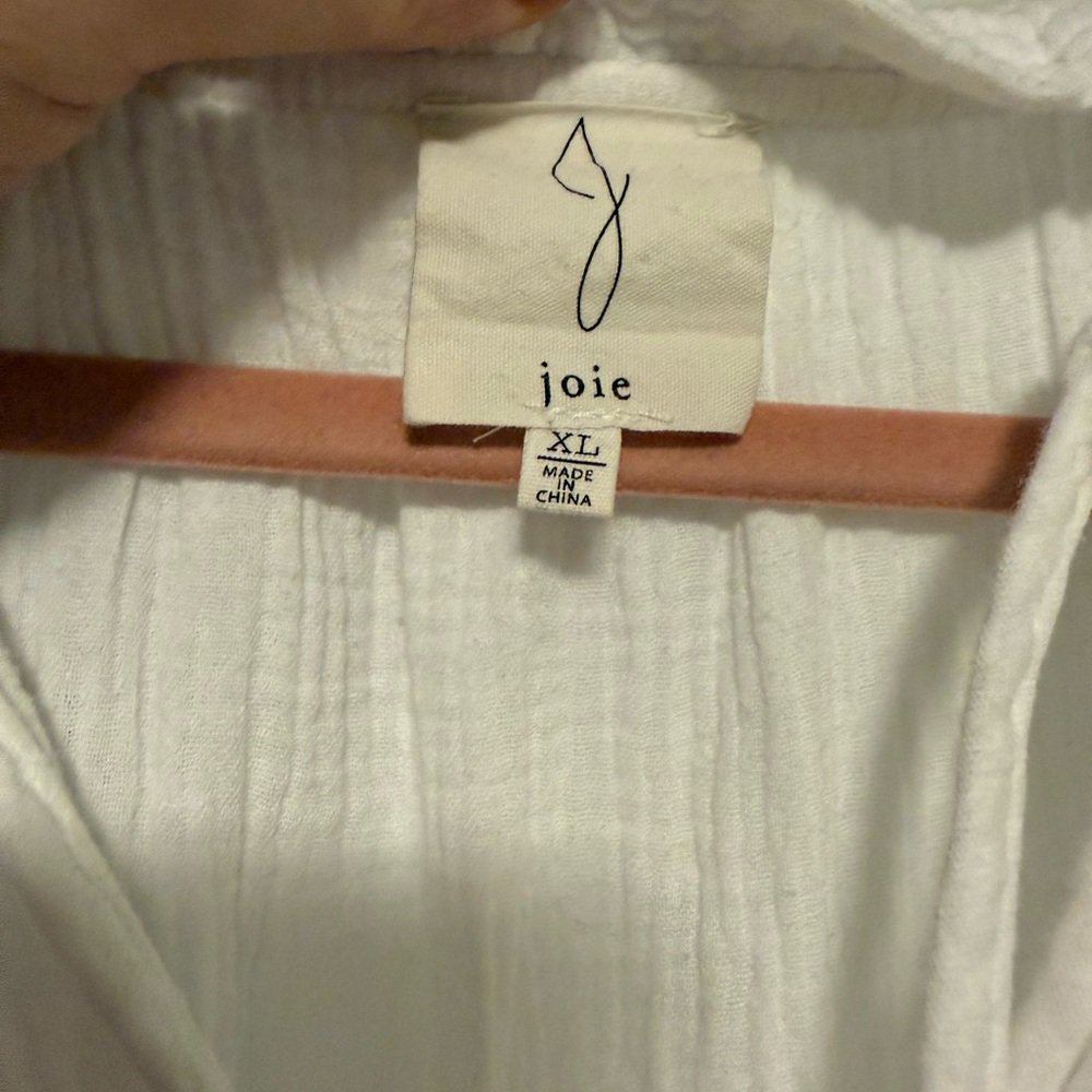 Joie White Ribbed V-Neck Top